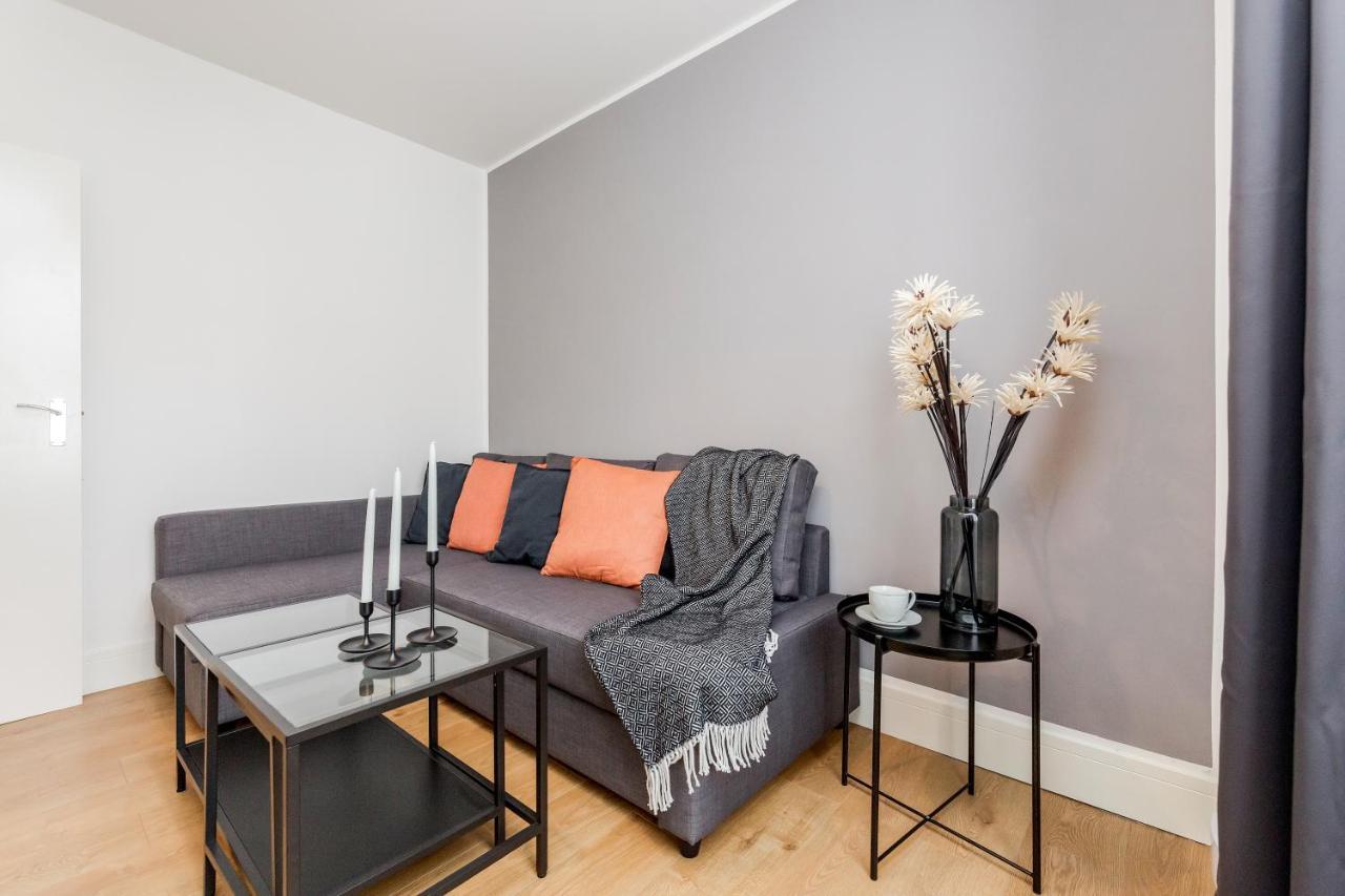 2 Bedrooms Serviced Apartment Excel Exhibition Centre, O2 Arena, Stratford Olympic City, Forest Gate, Central Londyn Zewnętrze zdjęcie