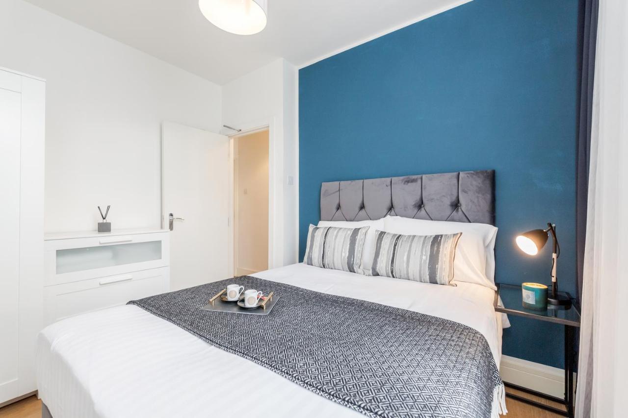 2 Bedrooms Serviced Apartment Excel Exhibition Centre, O2 Arena, Stratford Olympic City, Forest Gate, Central Londyn Zewnętrze zdjęcie